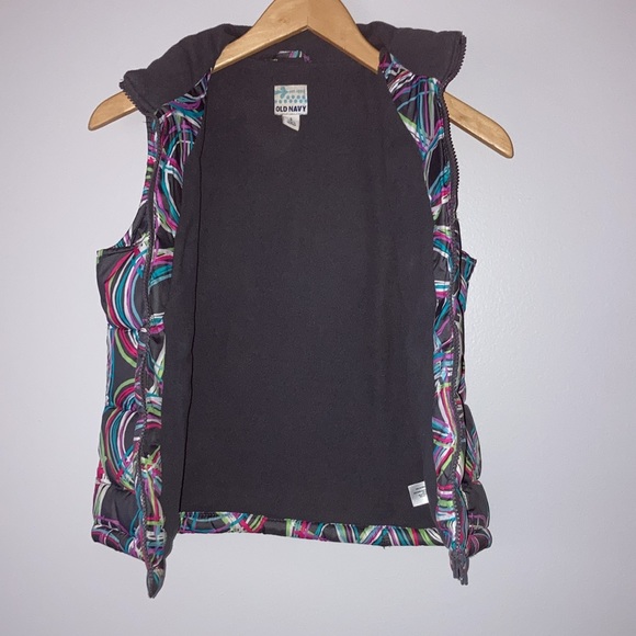Girls Old Navy Gray Peace Sign Puffer Vest Sz Large 10/12 - Picture 2 of 6